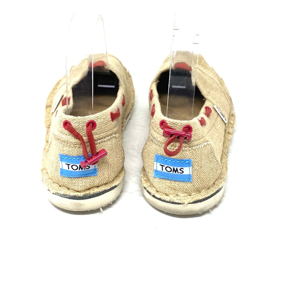 Toms - Picture 6 of 7